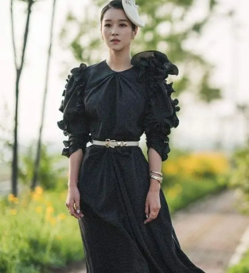 Go Moon-young: Der Fashion-Trendsetter von „It’s Okay Not to Be Okay“