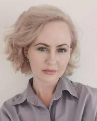 So gelingt das Platinblond ohne Gelbstich zuhause