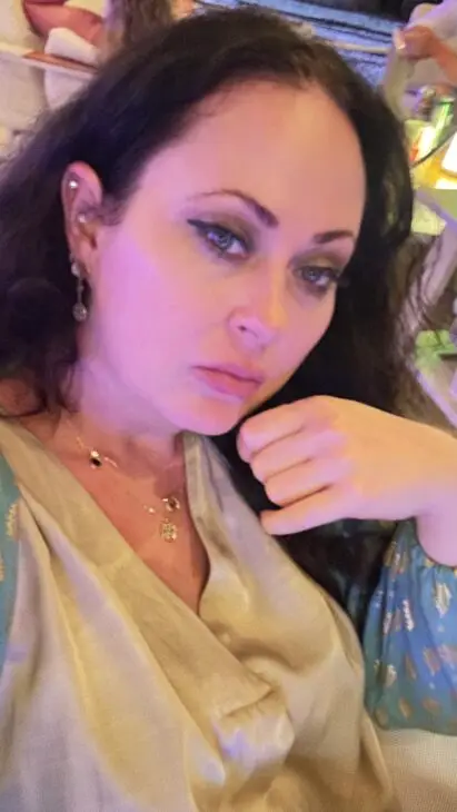 woman with eyeliner
