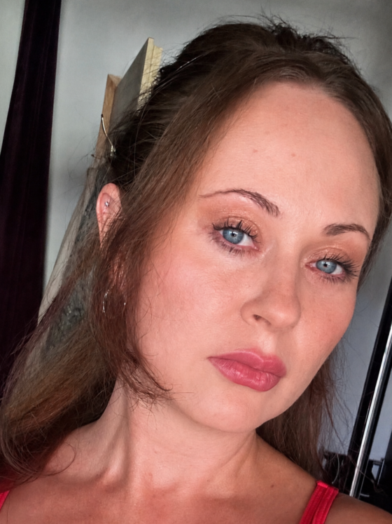 Soft Summer Glow Makeup mit Drogerie Beauty-Produkten